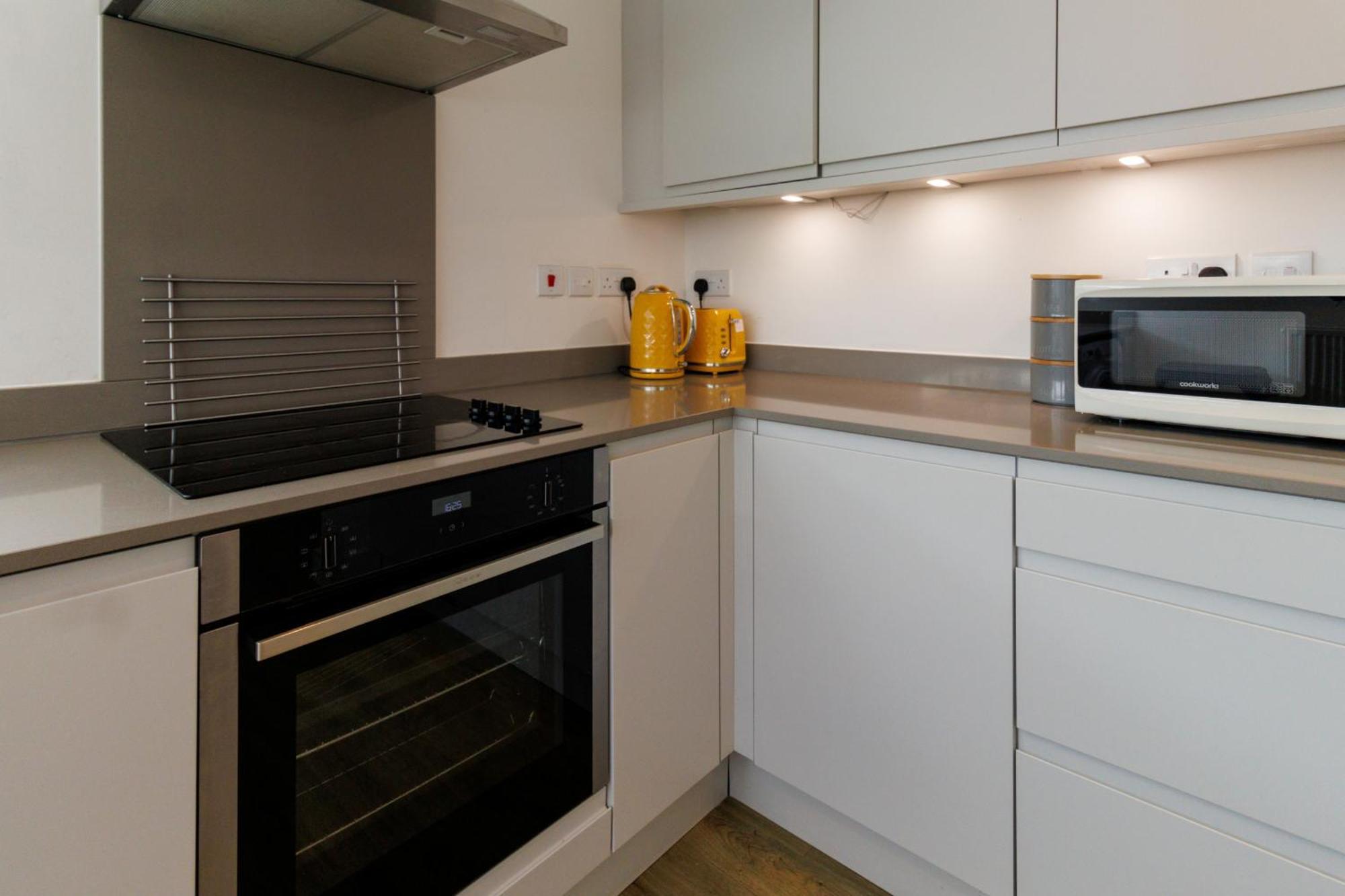 City Centre, Sleeps 7, Stunning Views & Parking, Interconnected Rooms Long Stay Work Contractor Leisure, Diamond Penthouse 剑桥 外观 照片